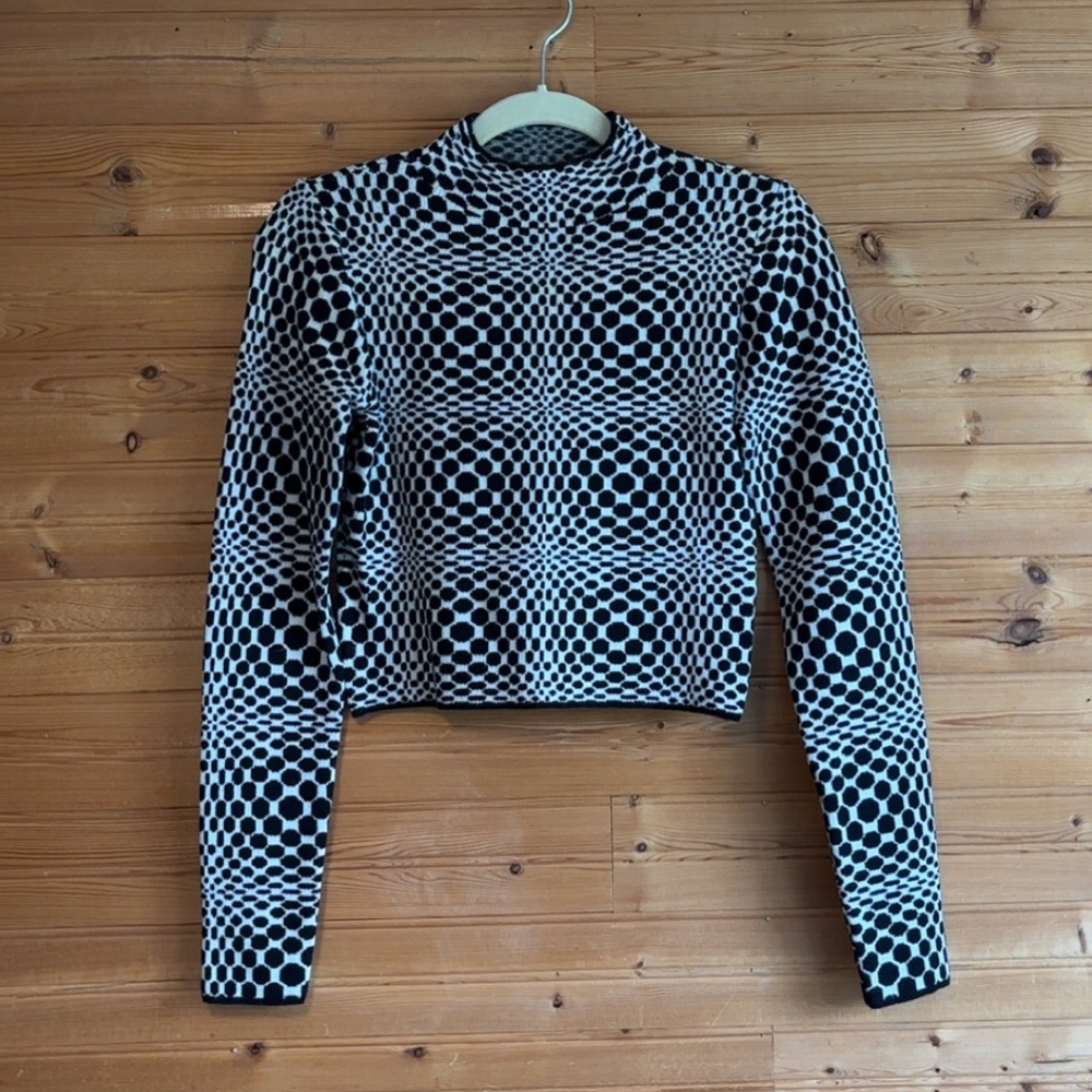 Motel Rocks Optical Illusion Mock Neck